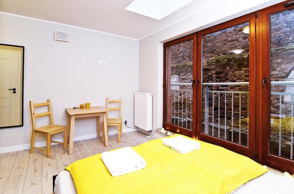 WaterLane Island Hostel