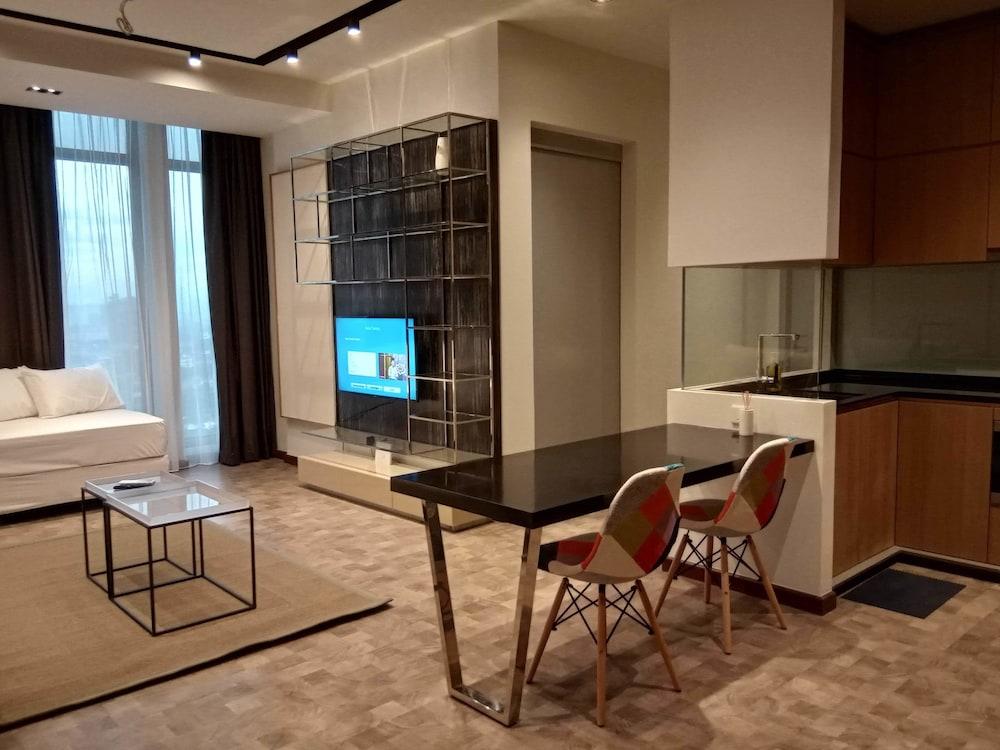 Expressionz Professional Suites by iHost Homes