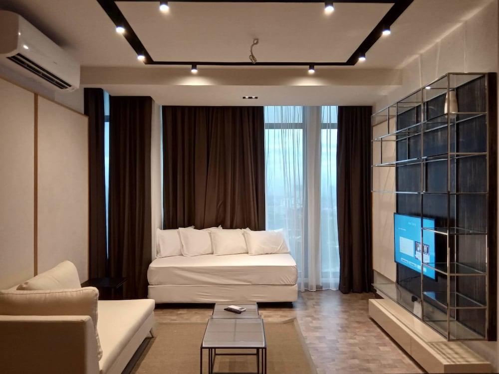 Expressionz Professional Suites by iHost Homes