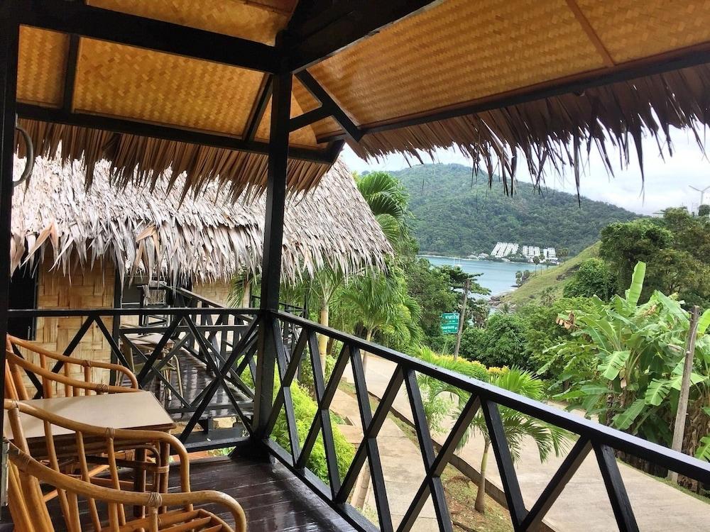 Naiya Beach Bungalow