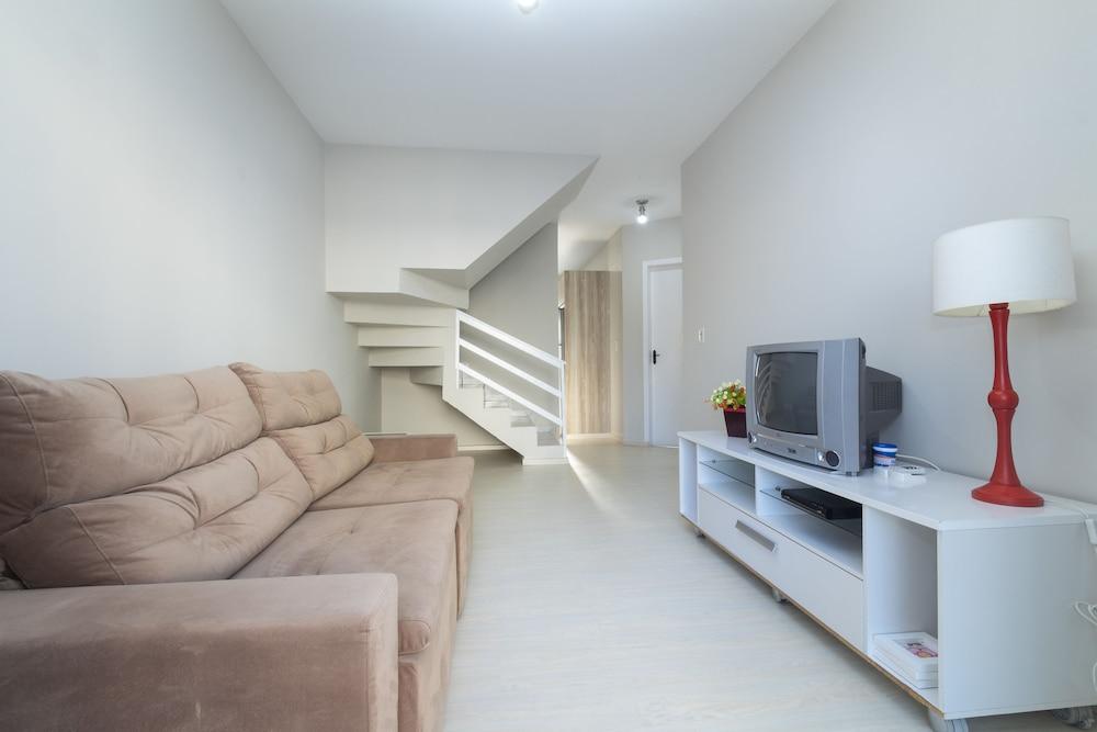 Casa 2 quartos - 321