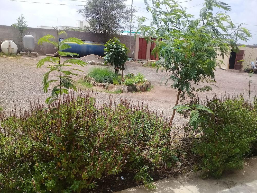 Arta Hotel de la Paix