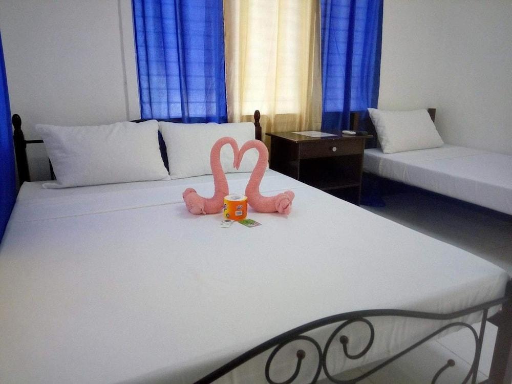 Luna Oslob Extension House