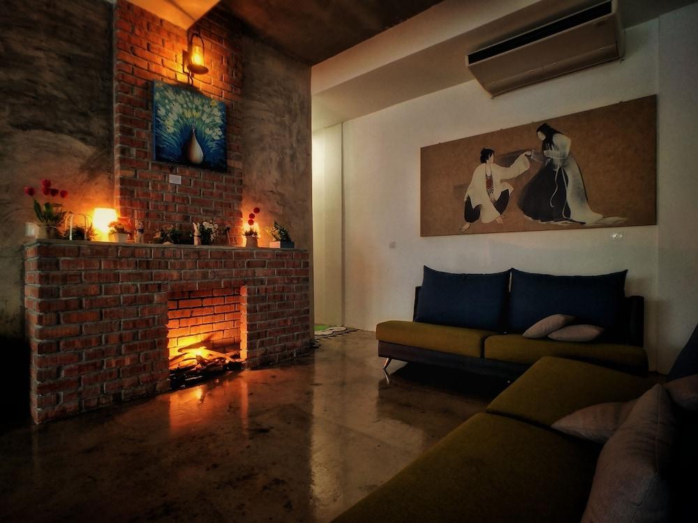 Beds In Garden Hostel Sdn Bhd