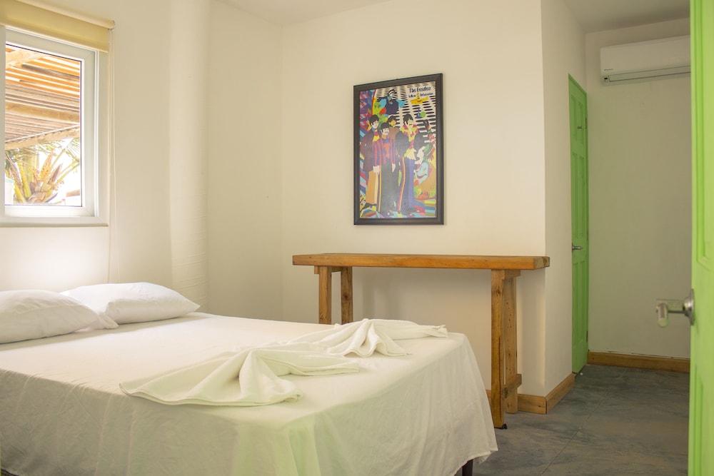 The Black Sand Beachhouse