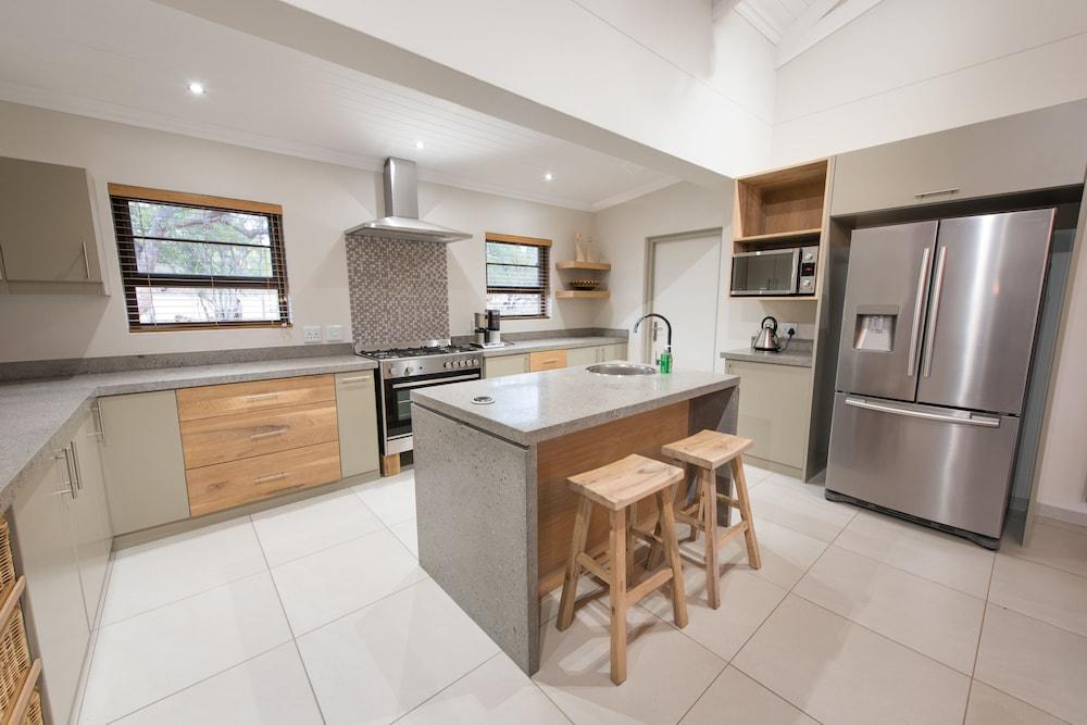 Bushwillow Private Villa