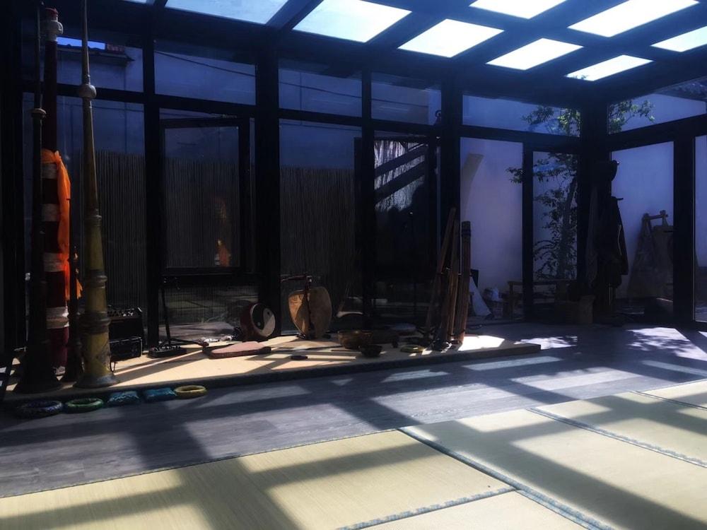 Restful Mountain Lodge