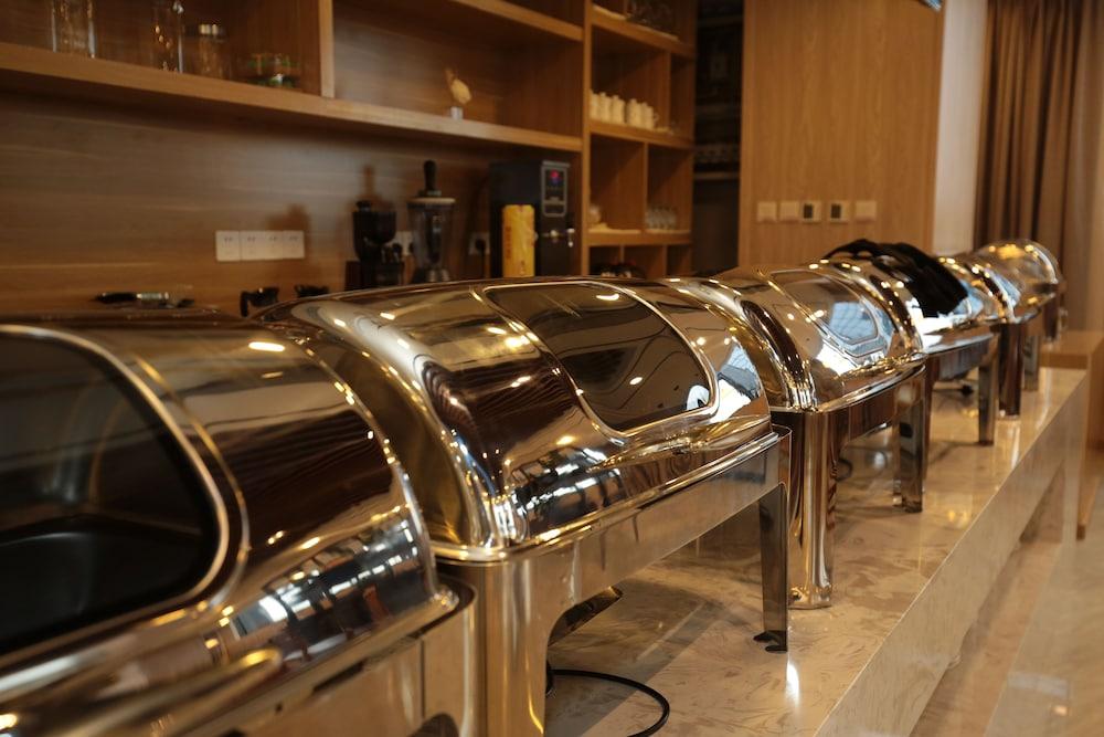 Infully Hotel - Zigong