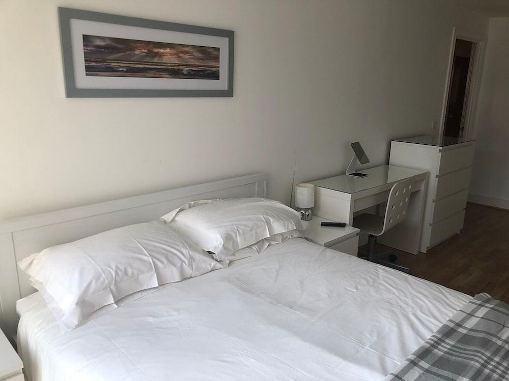 Toothbrush Apartments - Ipswich Quayside