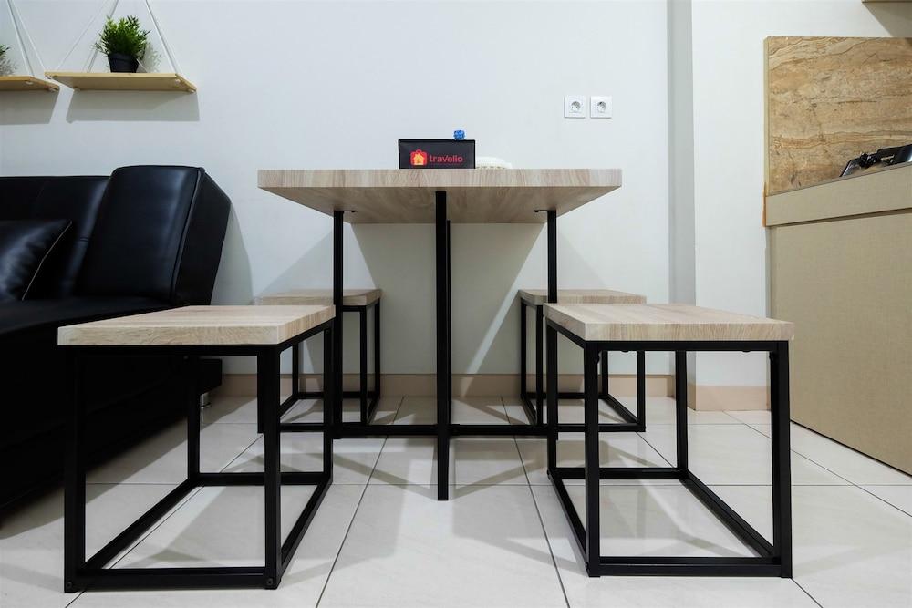 2BR + Sofa Bed The Springlake Summarecon Bekasi Apartment