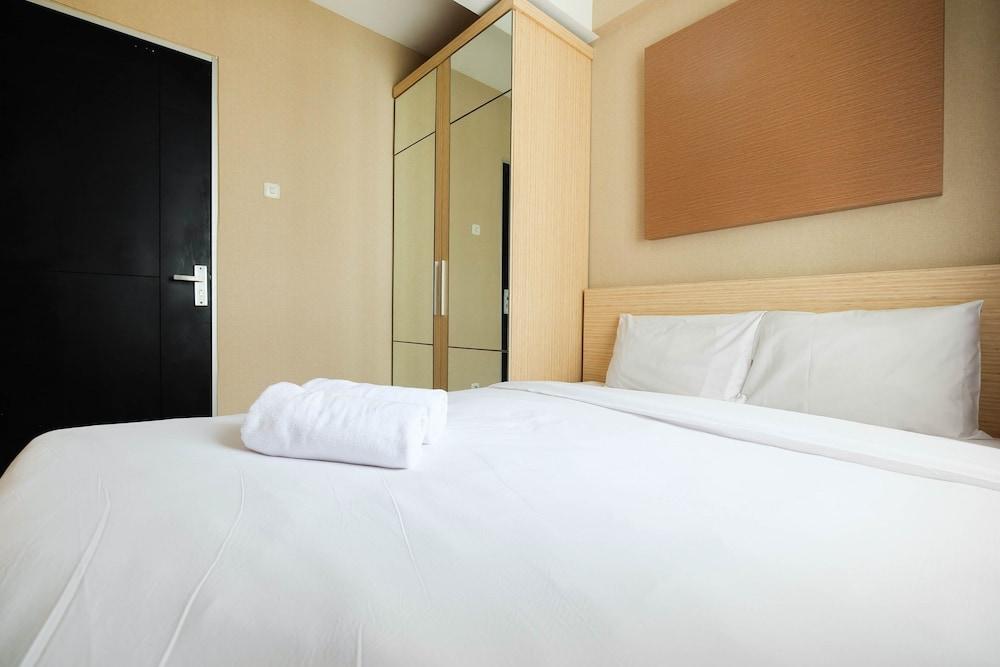 Simple 2BR Pancoran Riverside Apartment