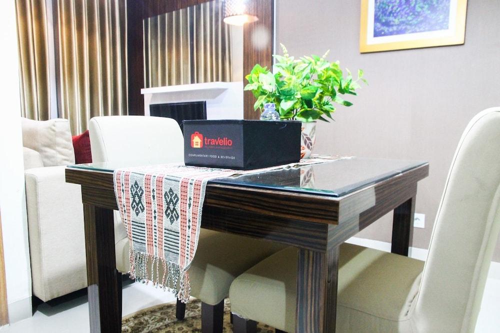 Luxury 1BR with Study Room The Oasis Apartment