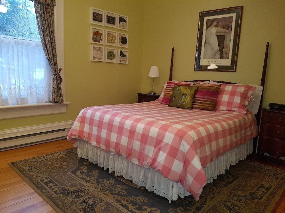 Les Trois Erables Boutique Inn