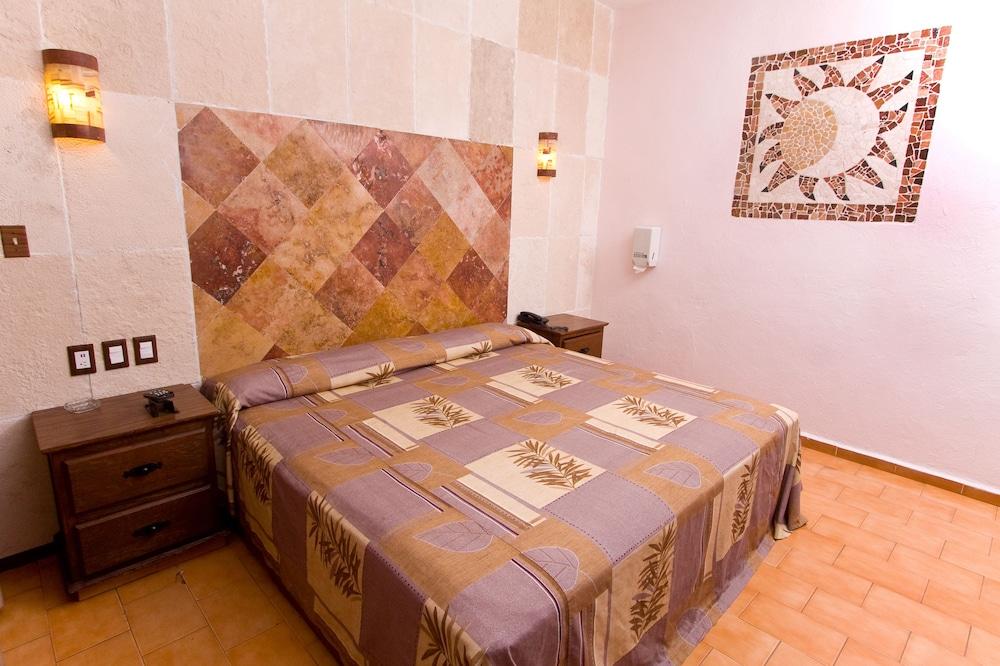 Hotel & Motel Hacienda Jiutepec