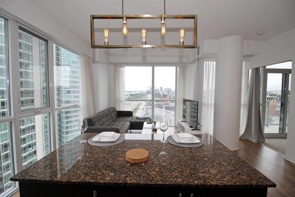 Executive 2 Bedroom Condo Across CN Tower