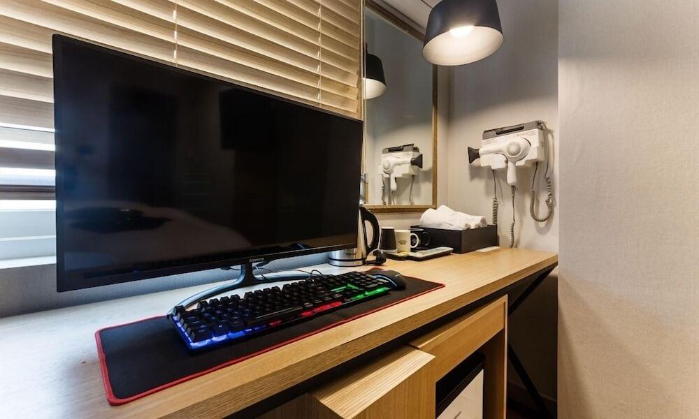 Anyang Premier Hotel XYM