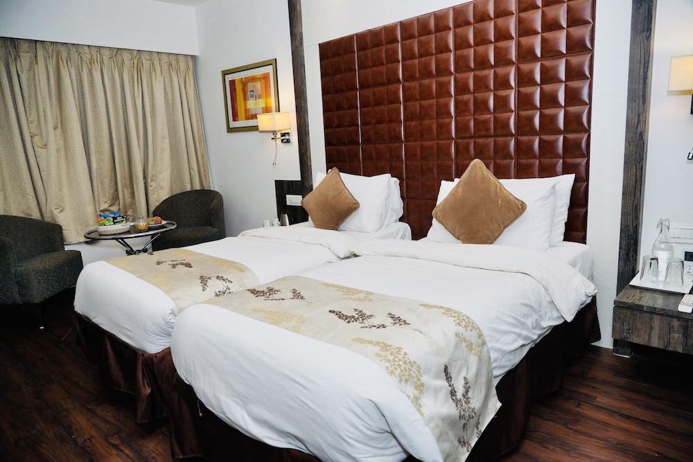 Regenta Central Hotel & Convention Nagpur