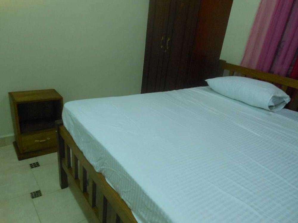 Luxurious Nyali Studio Beach Apartment