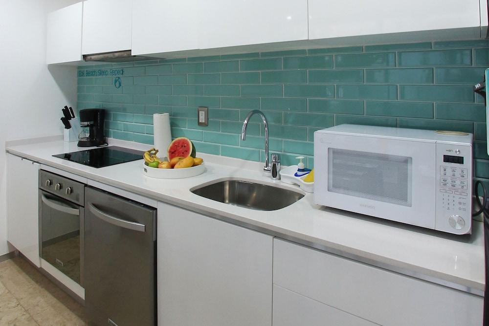 Menesse on the Beach