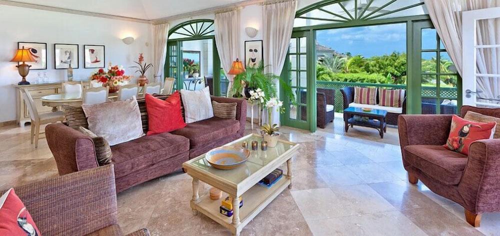 The Summer House, Sugar Hill Resort