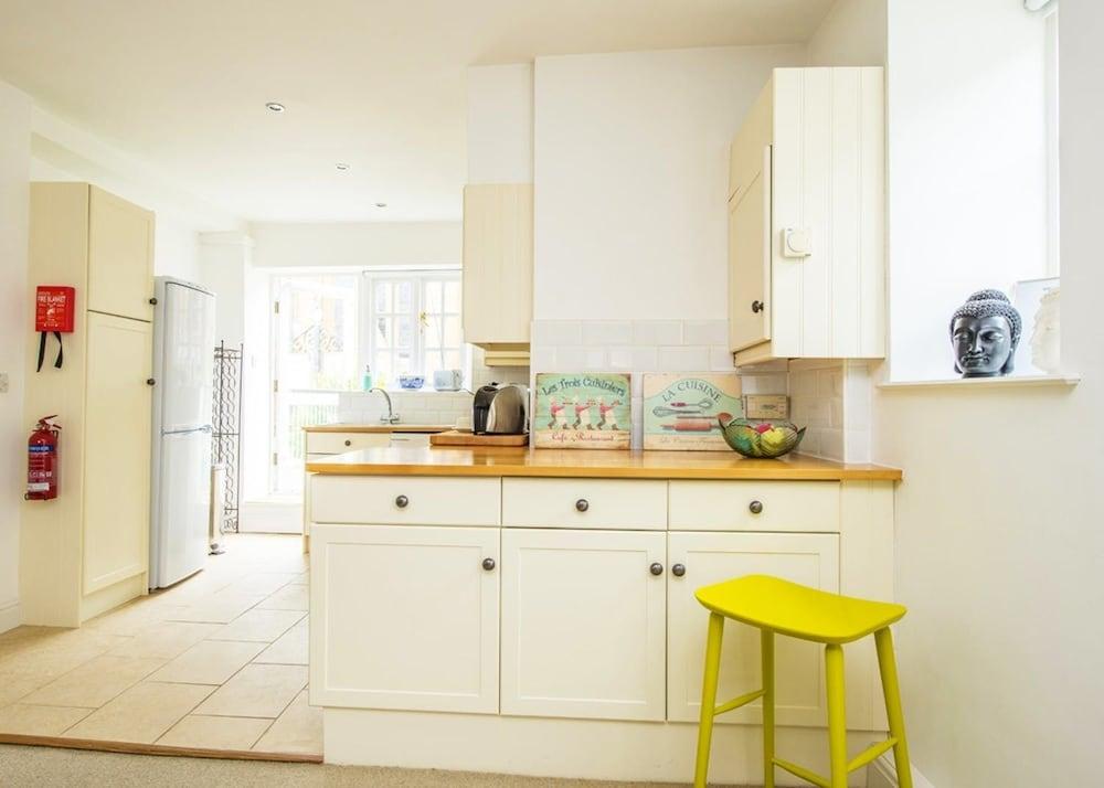 The Apartment Sherborne