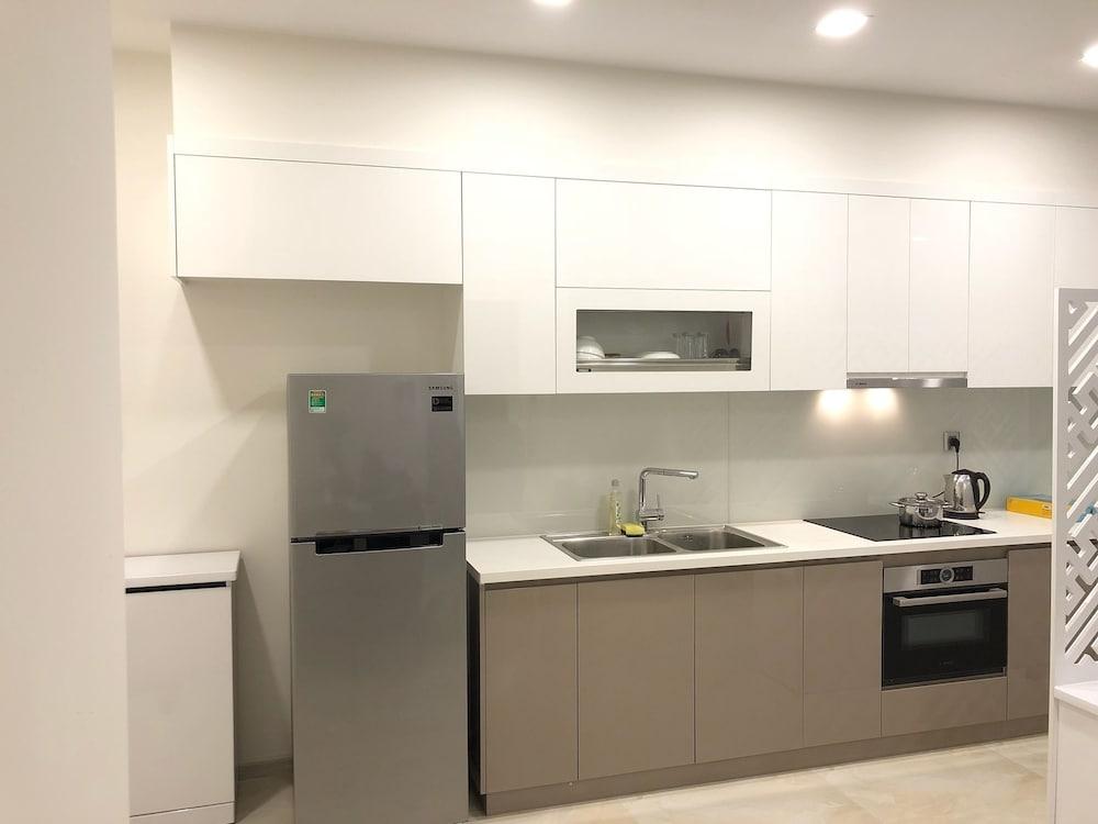 Mins Apartment - Vinhome Golden River