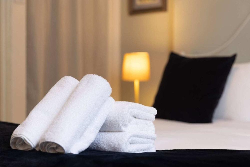 Beautiful 1 Bed Flat in Vibrant Stockbridge