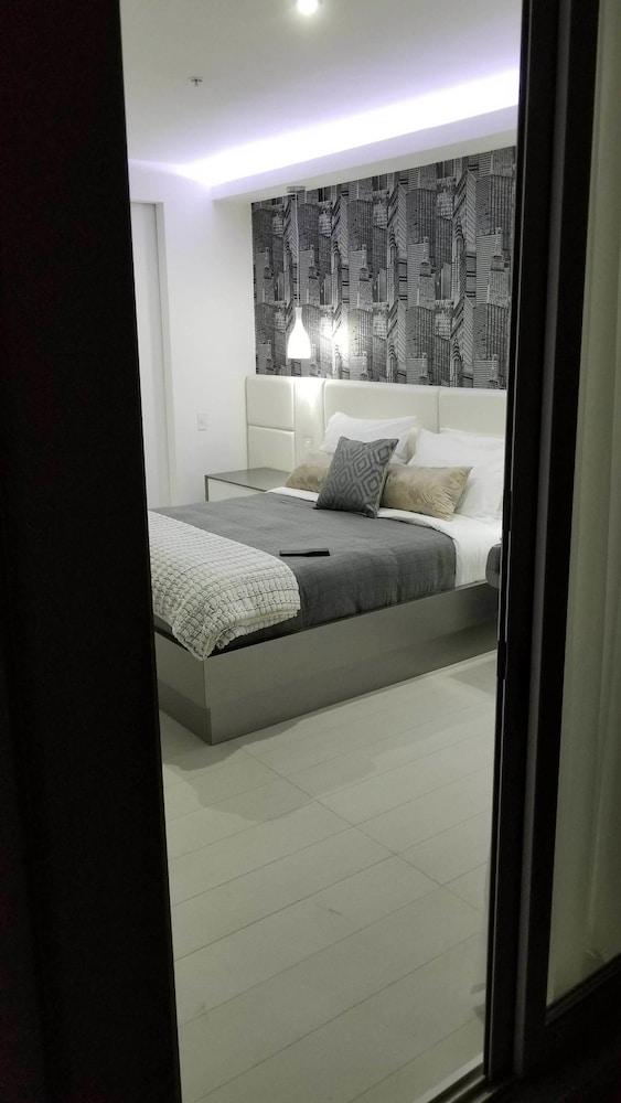 Luxury Residence Suites Design Style