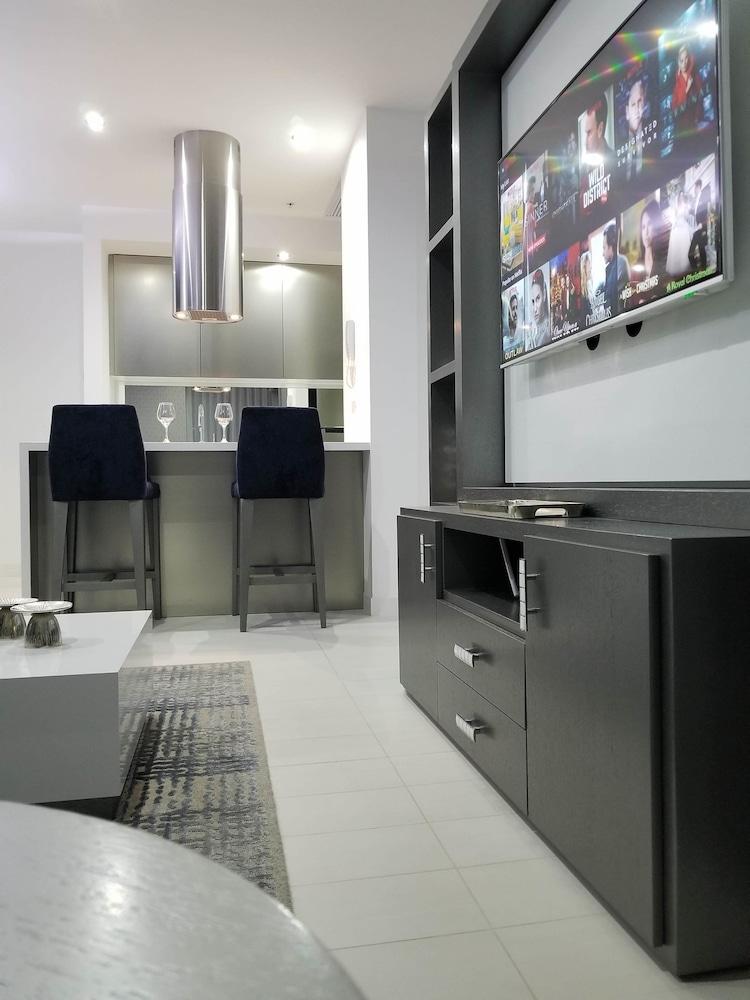 Luxury Residence Suites Design Style