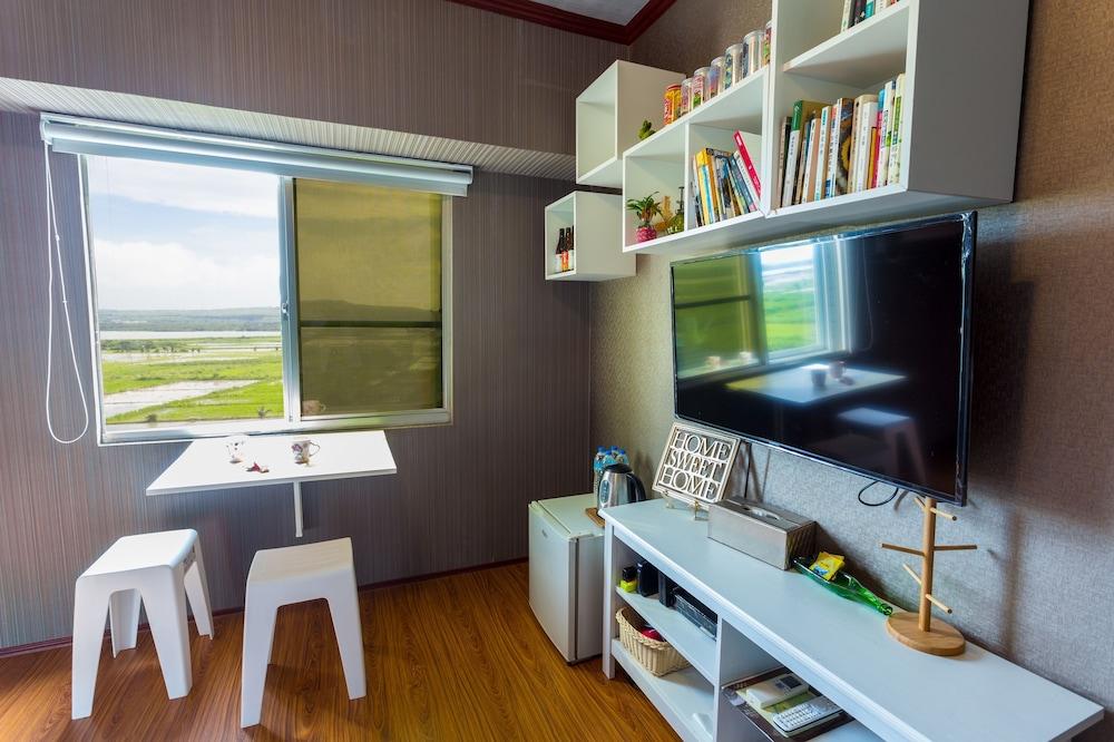 Hengchun Small Room 16