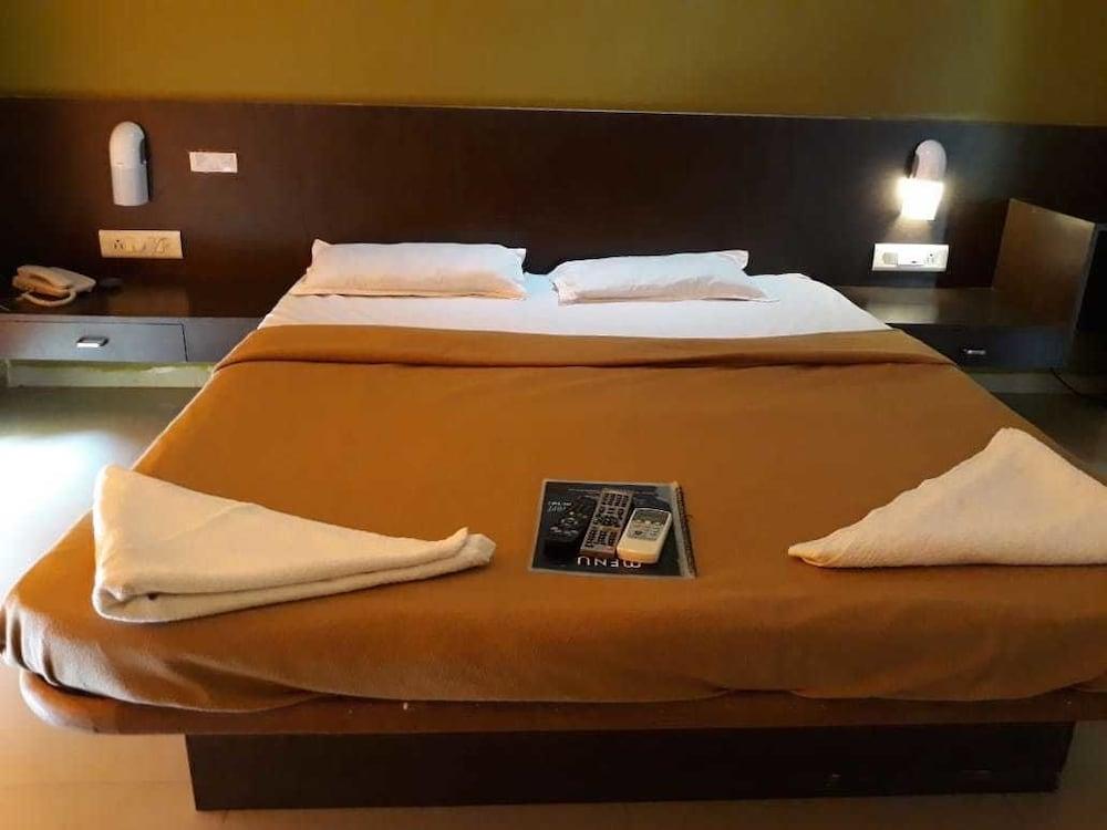 Sagar Raj Beach Resort