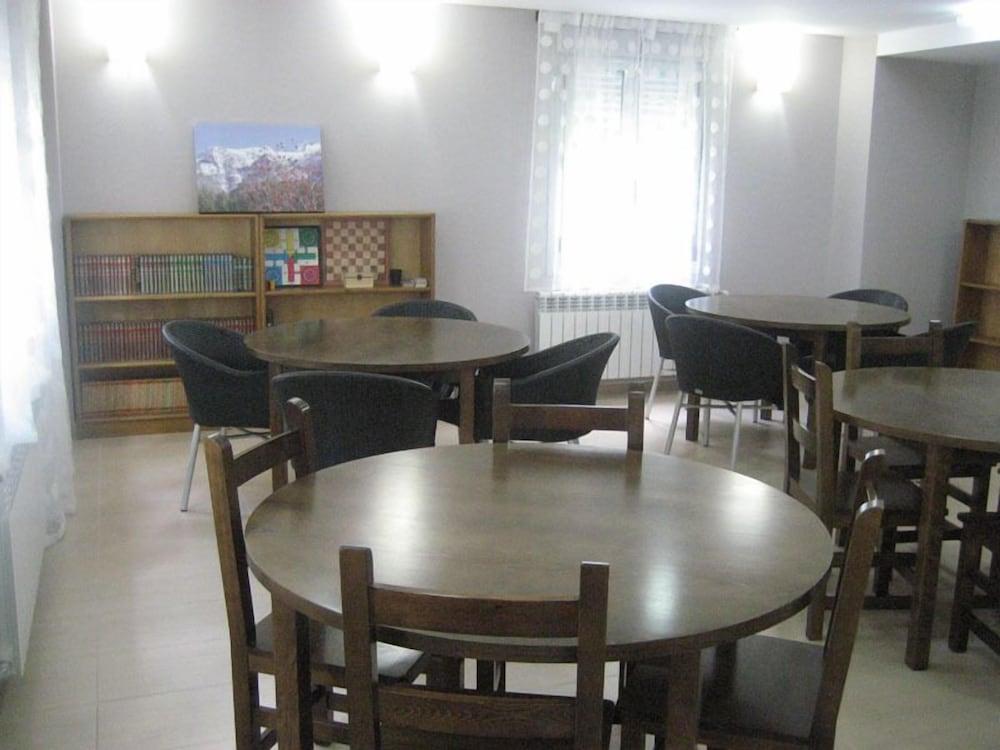 Albergue Río Aragón - Hostel