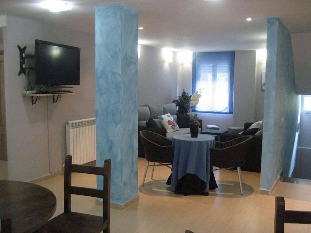 Albergue Río Aragón - Hostel