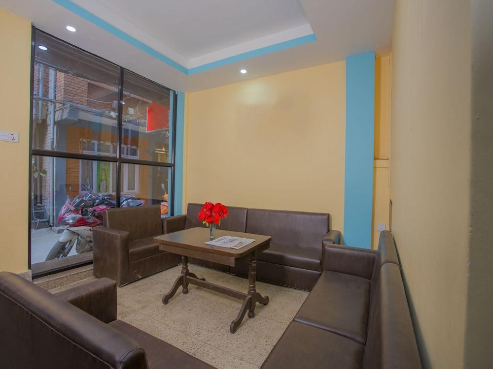 OYO 287 Hotel Buddha Palace