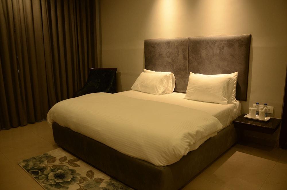 Van Durga Villas & Suites Katra