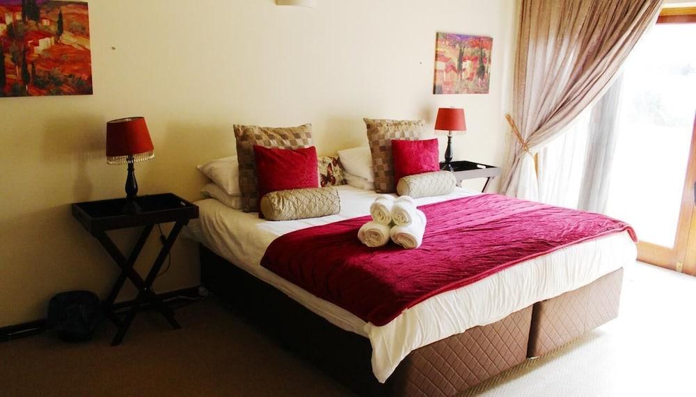 Echo Garden Guesthouse