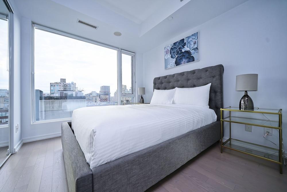 Grand Royal Condos - Toronto