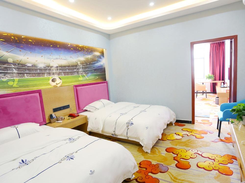 Mengda Holiday Hotel