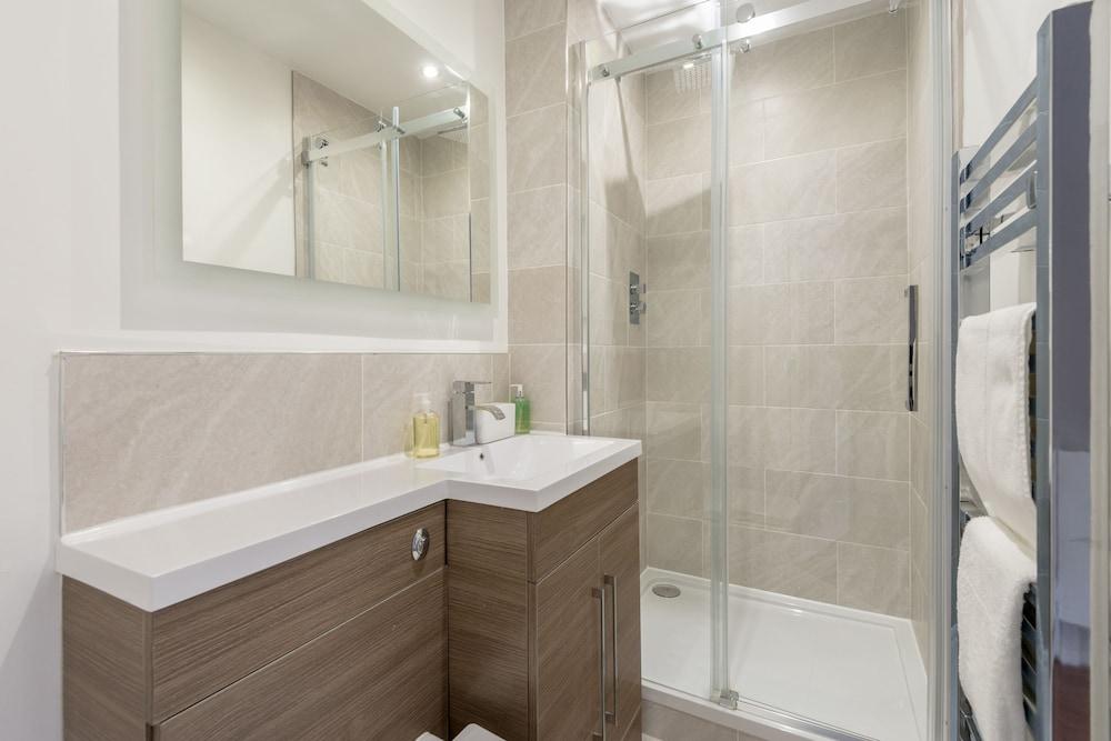 Silver Lining Apartment near Holyrood