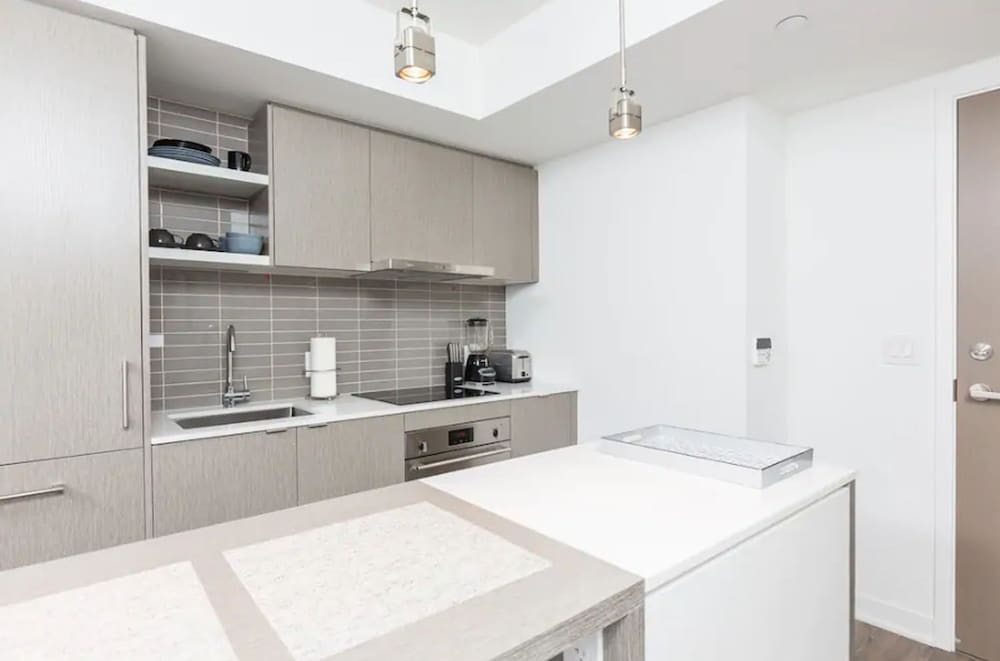 Applewood Suites - Toronto Peter Street