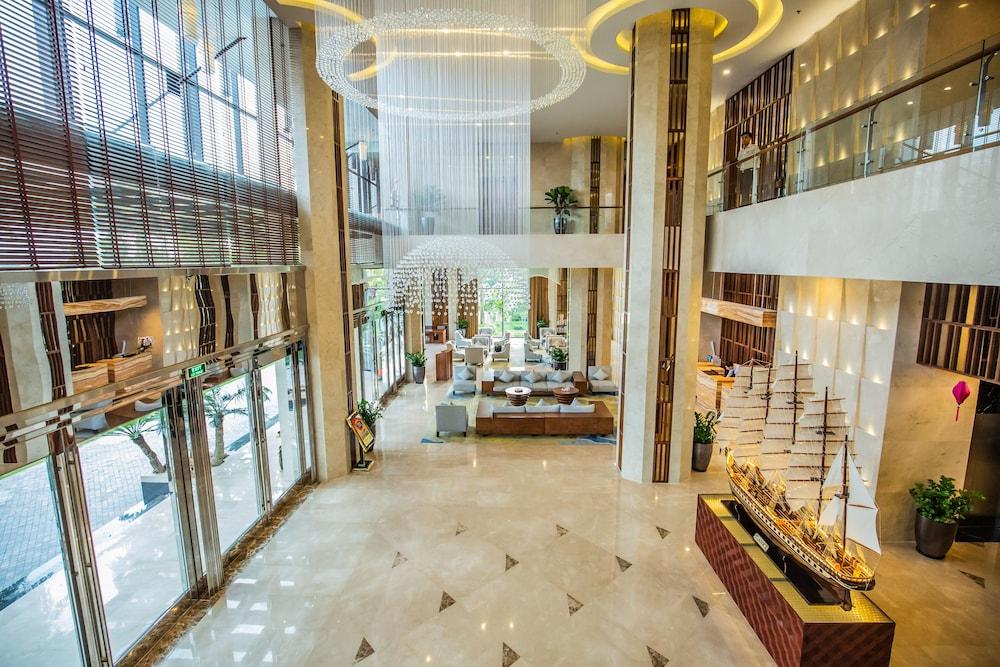 Central Luxury Ha Long Hotel