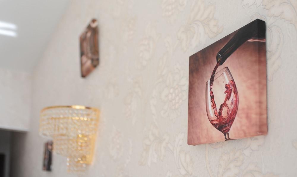 Domumetro na Yangelya 2