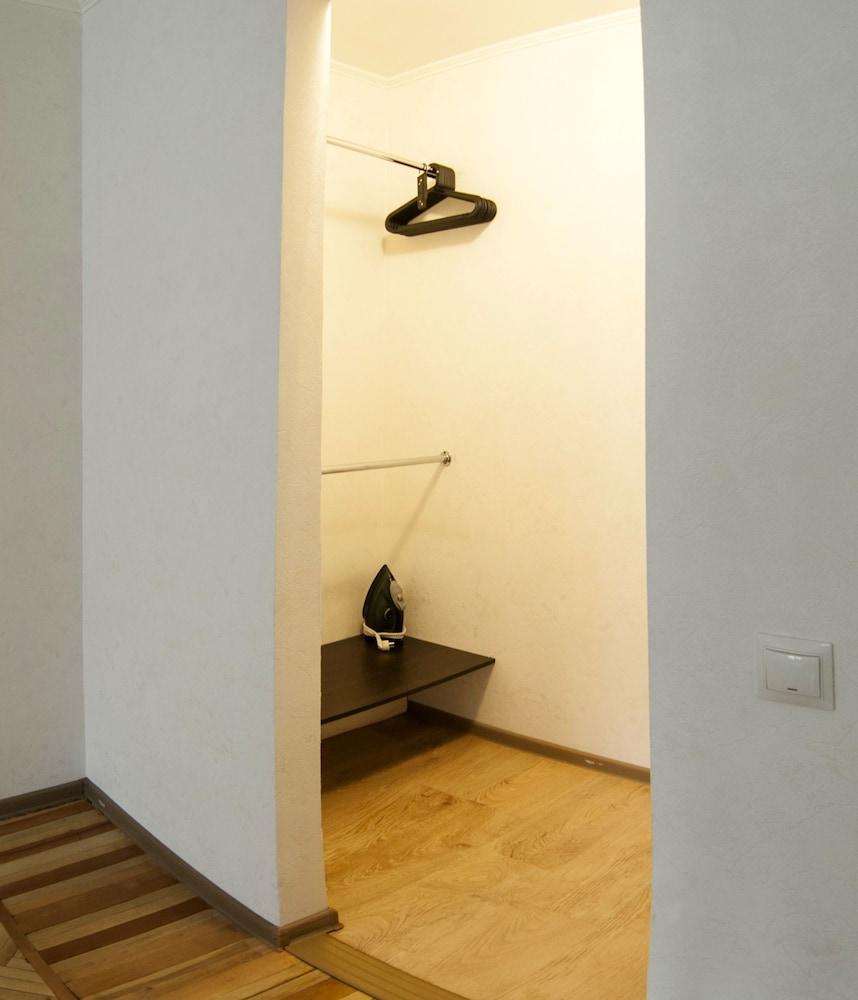 Domumetro na K.Simonova