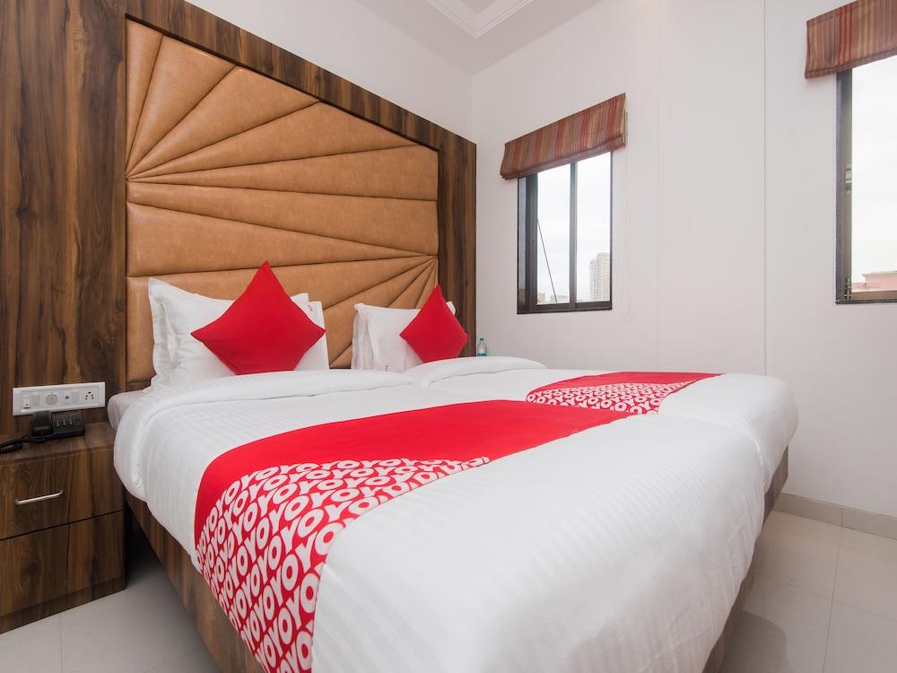 OYO 15519 Hotel Grand Residency