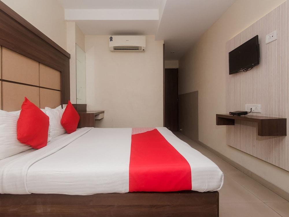 OYO 19936 Hotel Krishna