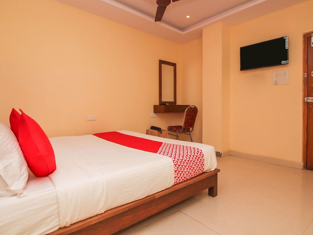 OYO 7343 Al Shareef Palace