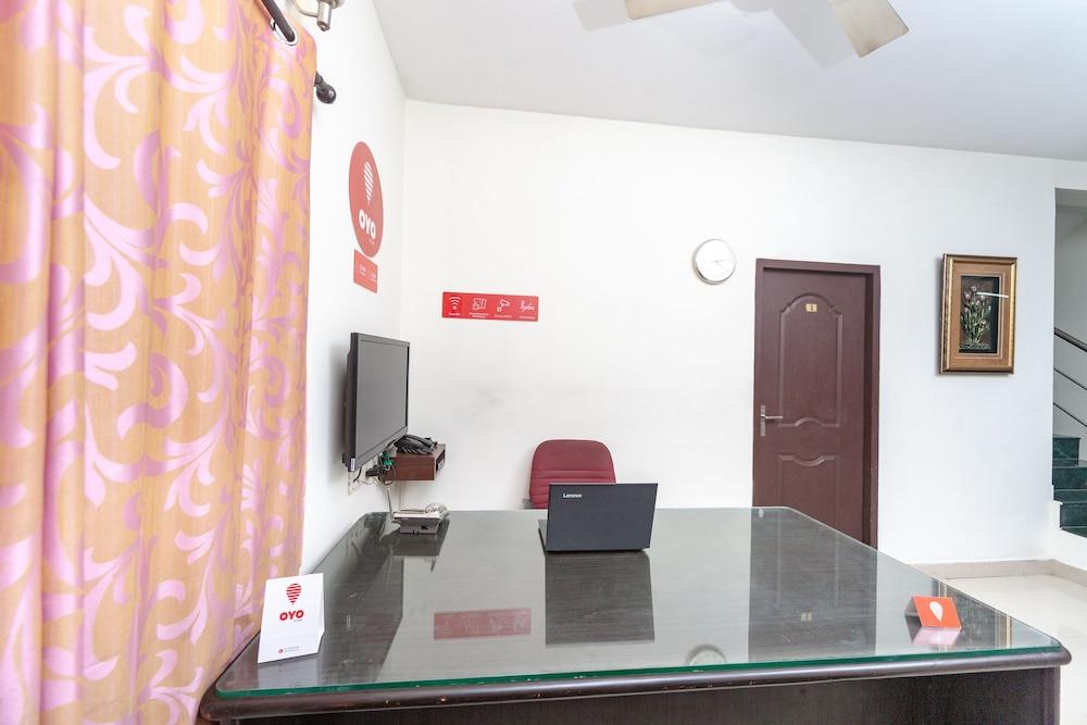 OYO 22019 Skye Service Apartments