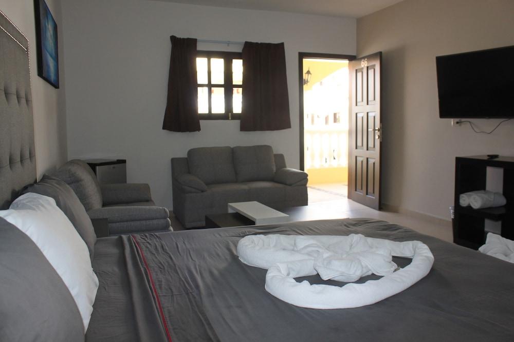 We playa Hotel - Hostel