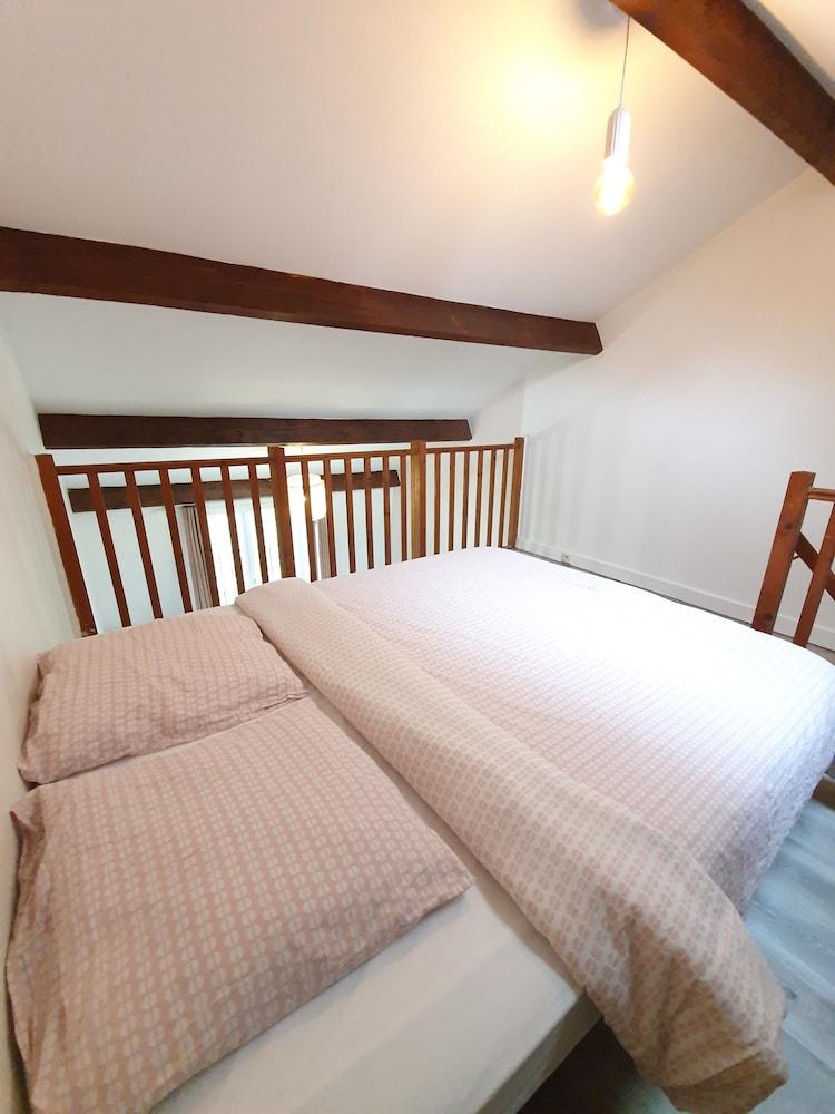 Home Sweet Home - Marais