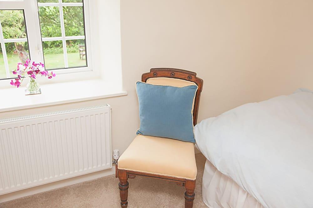 Blackwater Cottage B&B